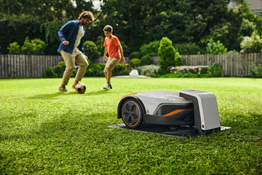 Stihl iMow 5 Robotic Lawnmower - Image 5
