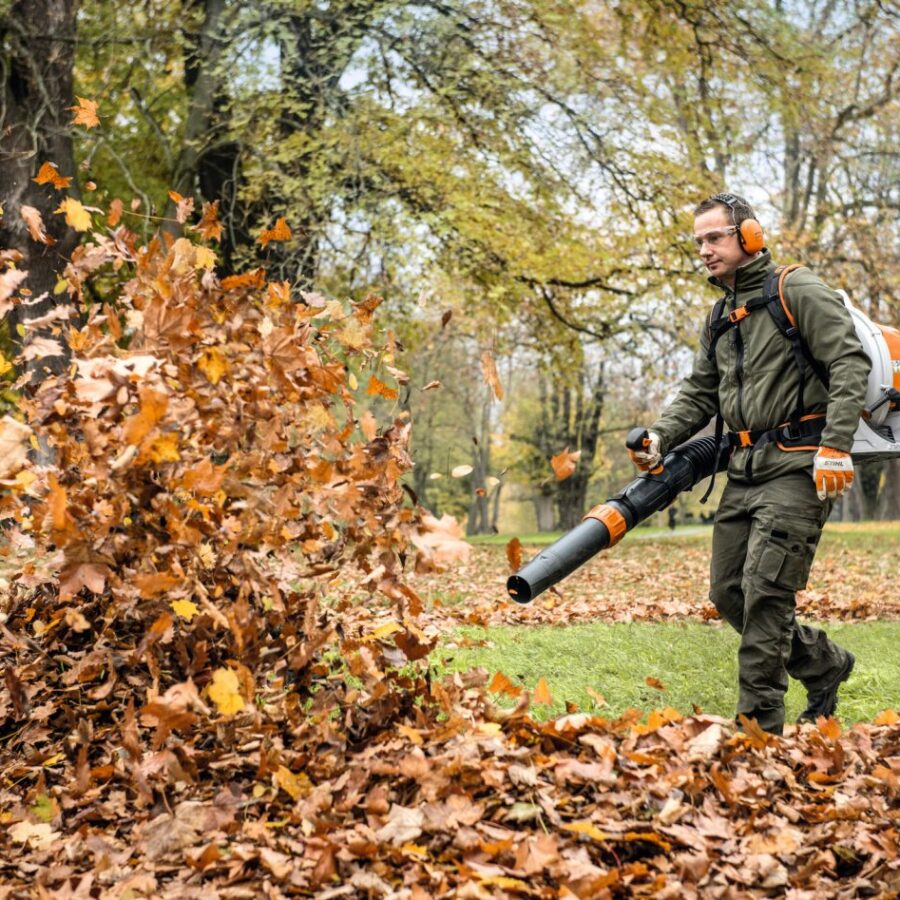 Stihl BR800 C-E Backpack Leaf Blower - Image 2